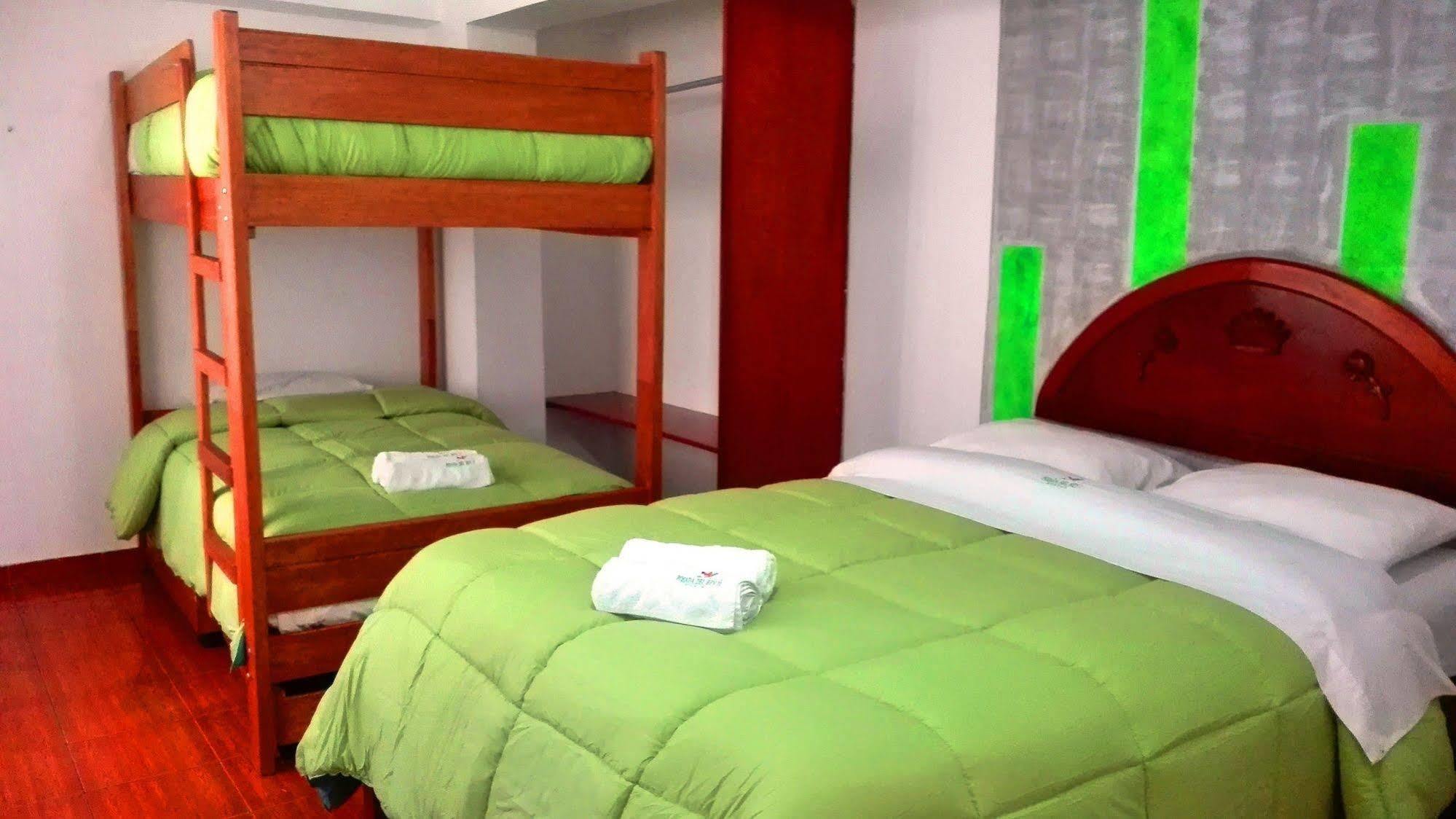 La Posada Del Rey - Lima Airport Hostel Exteriör bild