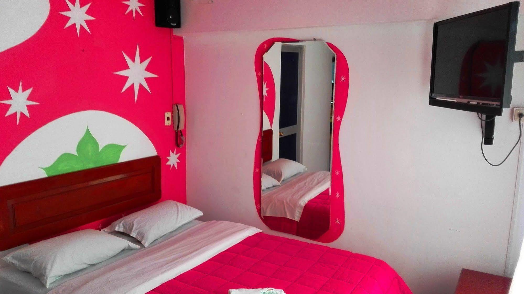 La Posada Del Rey - Lima Airport Hostel Exteriör bild